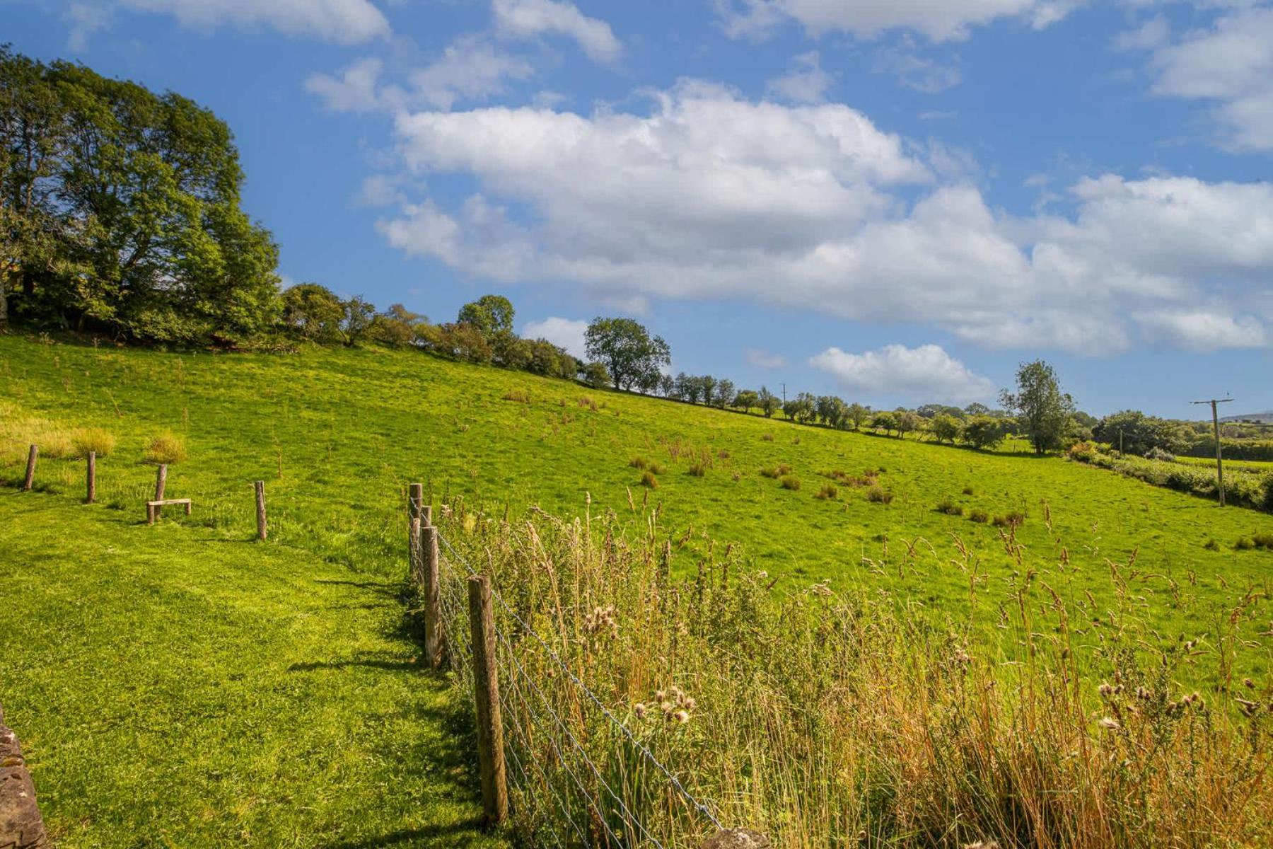 Hilltop View With Hot Tub Brecon Bagian luar foto